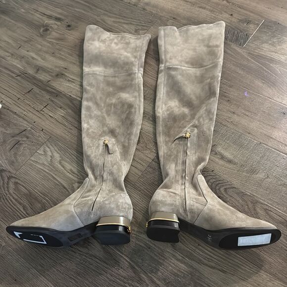 T-139. Tory Burch Multi Logo Stretch Over the Knee Boot Larice US 5.5 - Picture 5 of 5